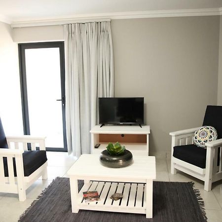 Mari-Amor Self-Catering Apartments Моссел-Бей Экстерьер фото