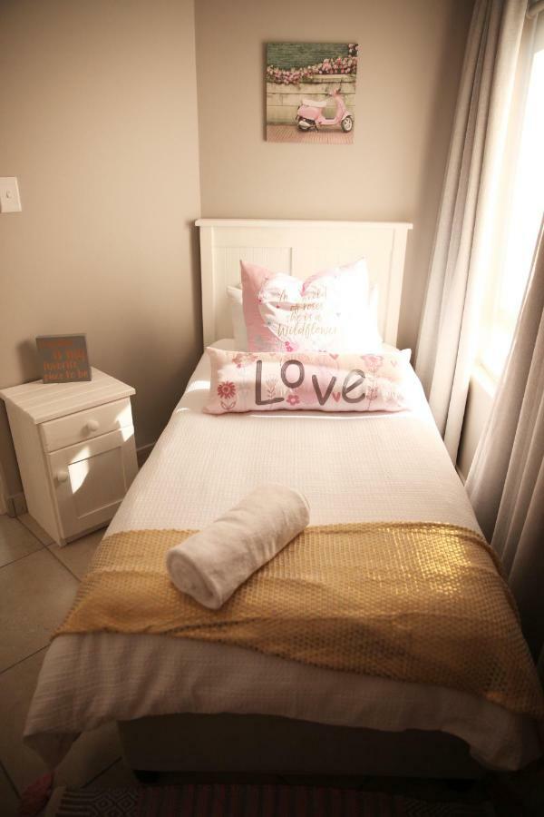 Mari-Amor Self-Catering Apartments Моссел-Бей Экстерьер фото