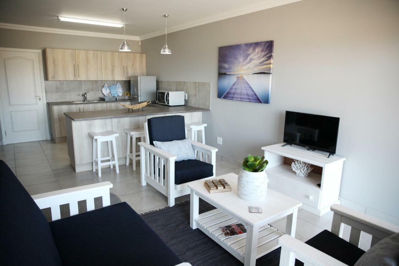 Mari-Amor Self-Catering Apartments Моссел-Бей Экстерьер фото